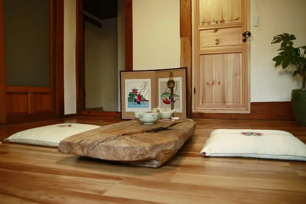 Mumum Guesthouse Seoul South Korea