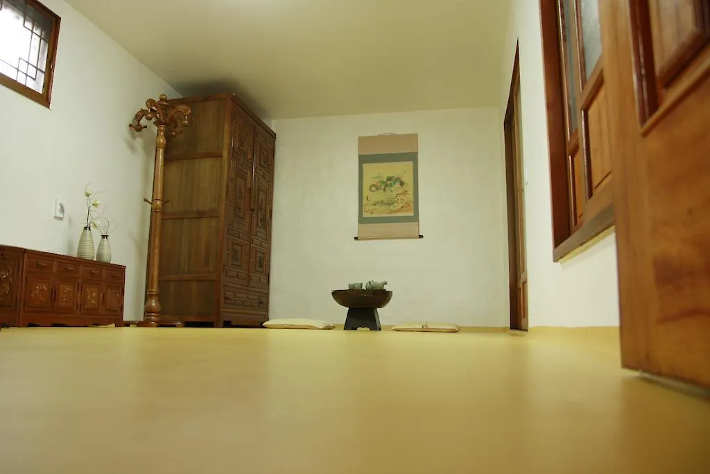 Mumum Guesthouse Seoul South Korea